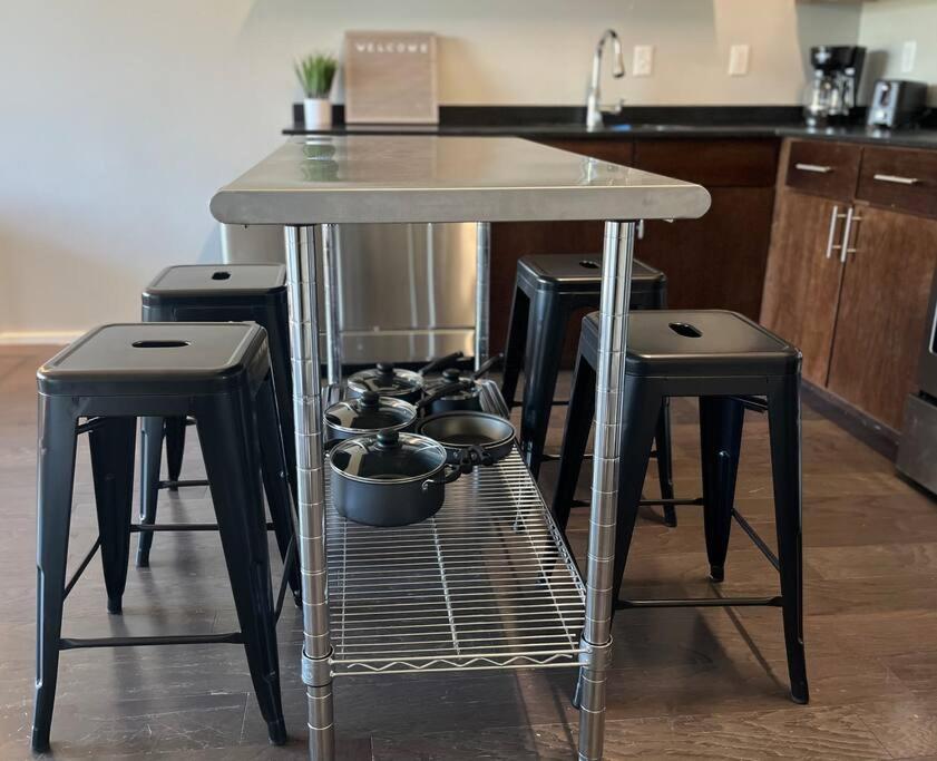 Luxury Condo 2 Bed 2 Bath Near Downtown Kc Kansas City Zewnętrze zdjęcie